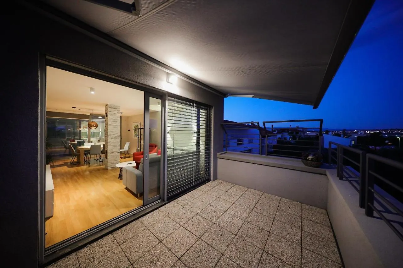 Caisa - Amber 20M From The Sea Apartment Zadar